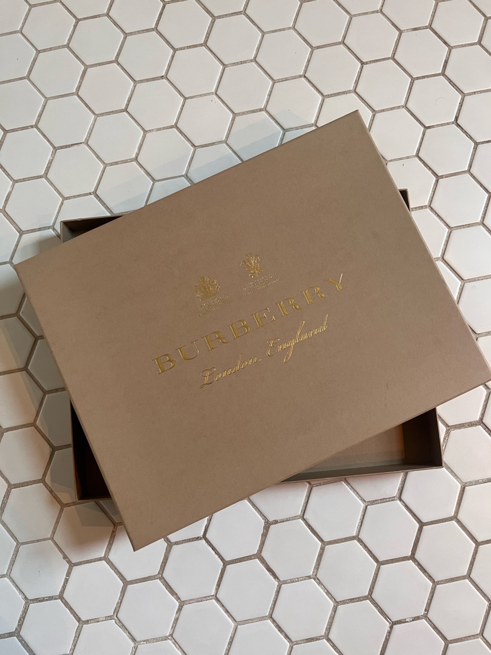 EMPTY Burberry Scarf Box